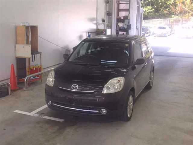 MAZDA VERISA