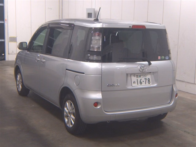 TOYOTA SIENTA
