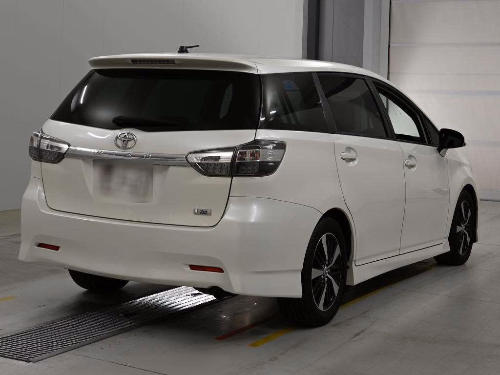 TOYOTA WISH