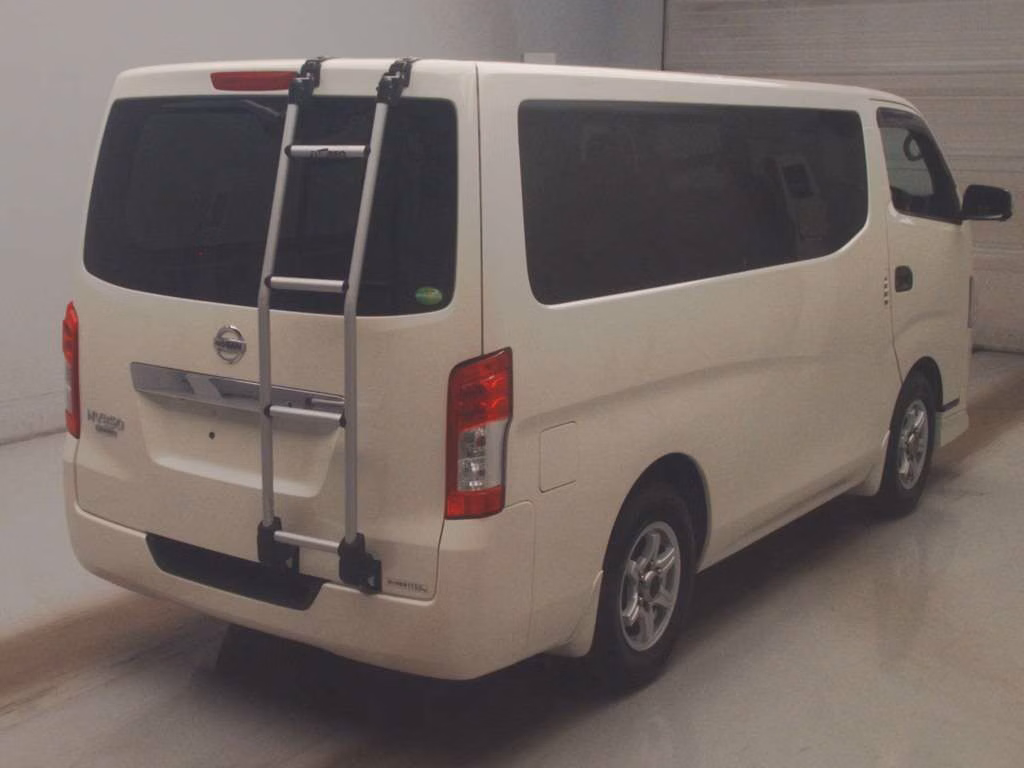 NISSAN NV350 CARAVAN