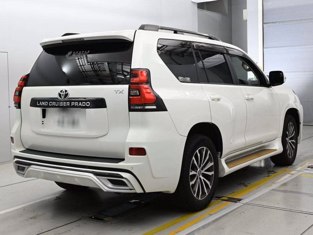 TOYOTA LAND CRUISER PRADO