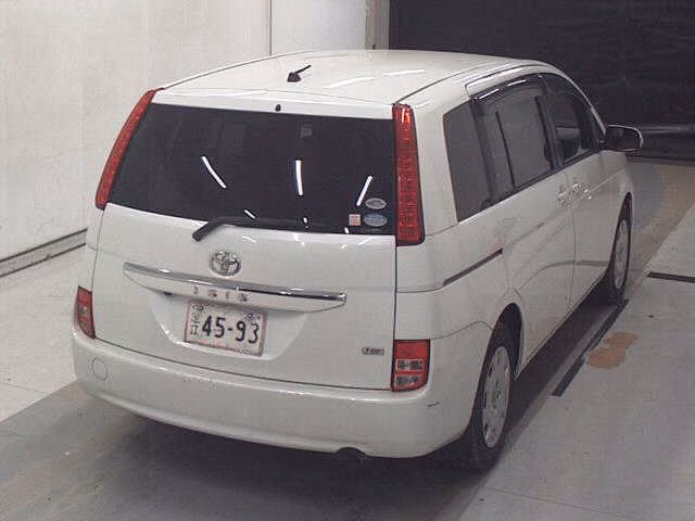 TOYOTA ISIS