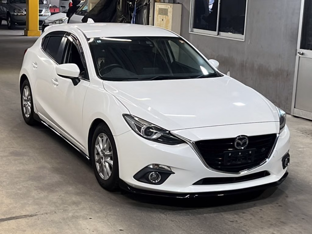 MAZDA AXELA