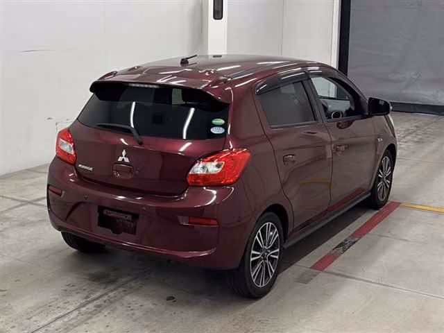 MITSUBISHI MIRAGE