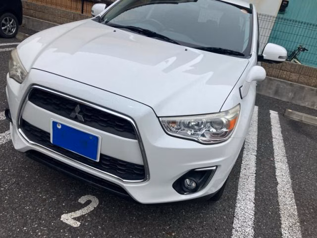 MITSUBISHI RVR