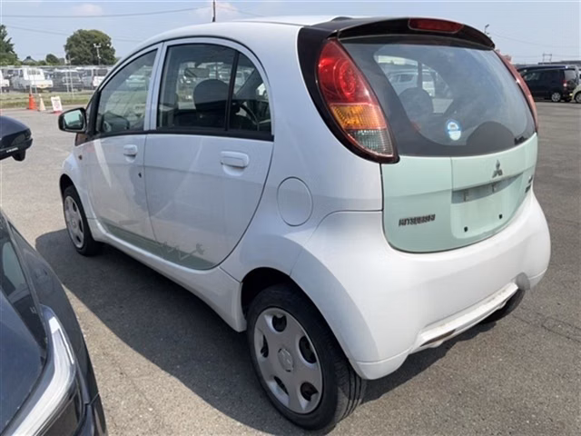 MITSUBISHI I-MIEV