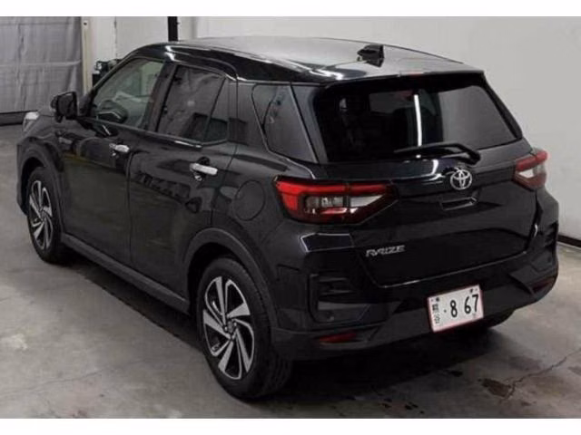 TOYOTA RAIZE