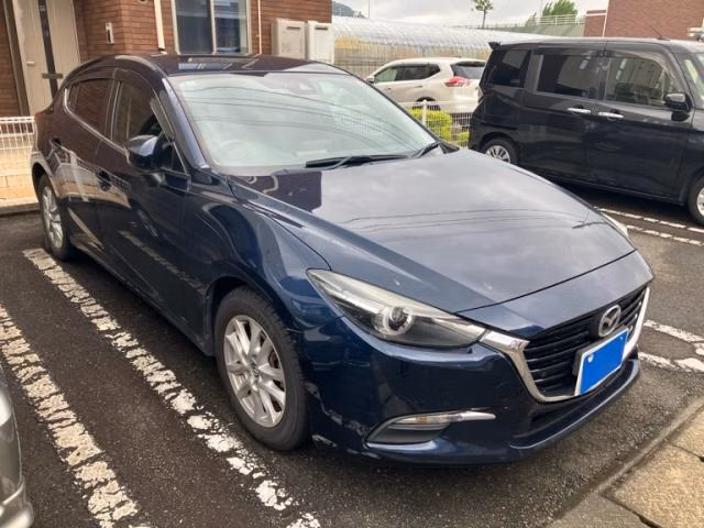 MAZDA AXELA