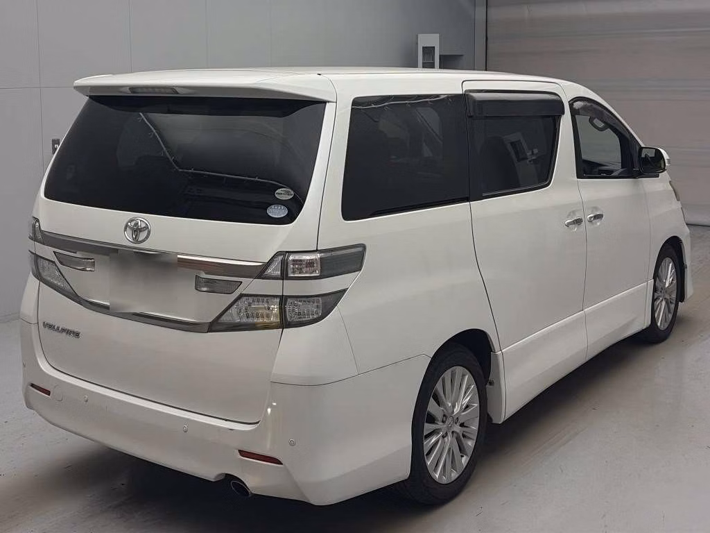 TOYOTA VELLFIRE