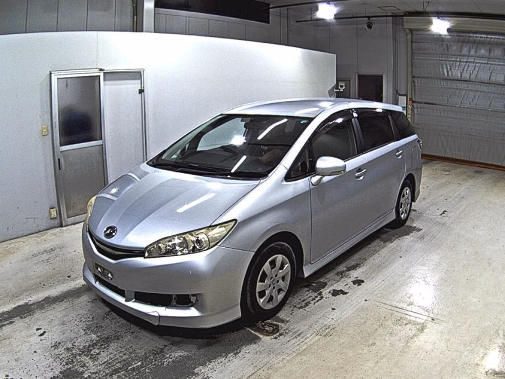 TOYOTA WISH