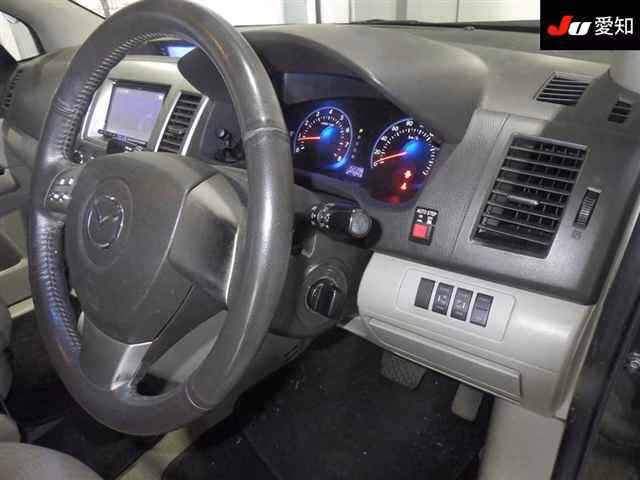 MAZDA MPV