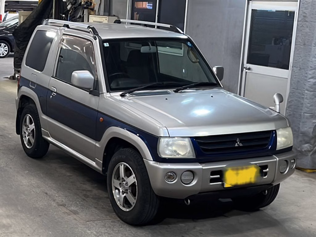 MITSUBISHI PAJERO MINI