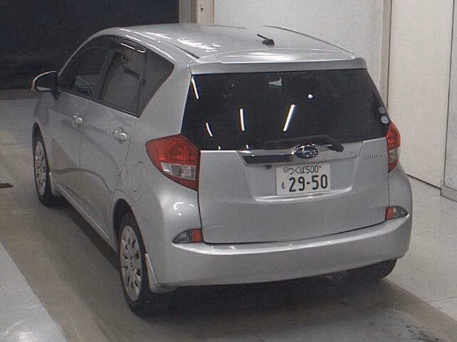 SUBARU TREZIA