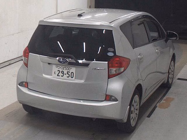 SUBARU TREZIA