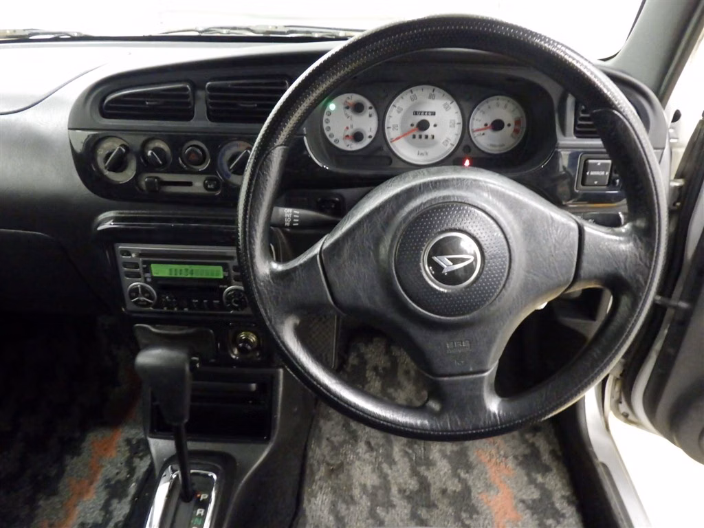DAIHATSU MIRA GINO