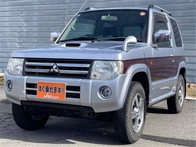 MITSUBISHI PAJERO MINI
