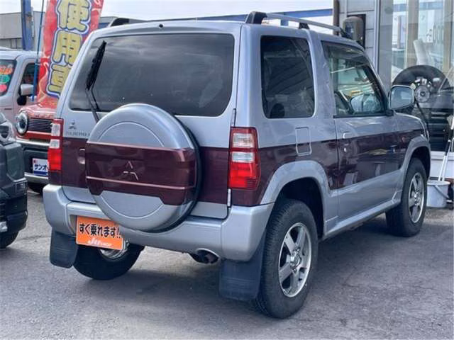 MITSUBISHI PAJERO MINI