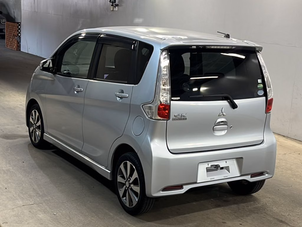 MITSUBISHI EK CUSTOM
