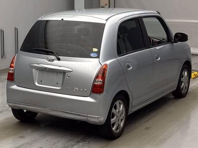 DAIHATSU MIRA GINO