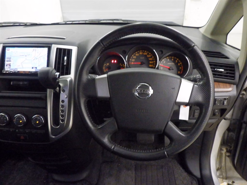NISSAN PRESAGE