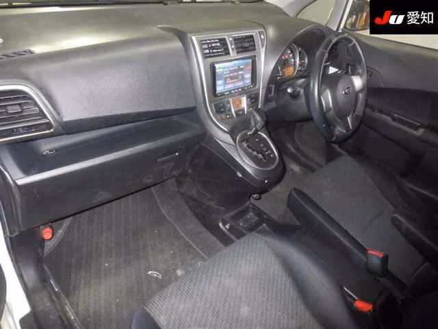 SUBARU TREZIA