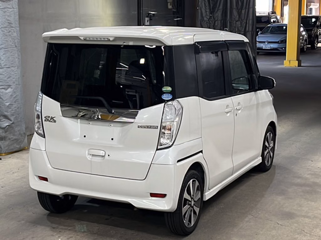 MITSUBISHI EK SPACE