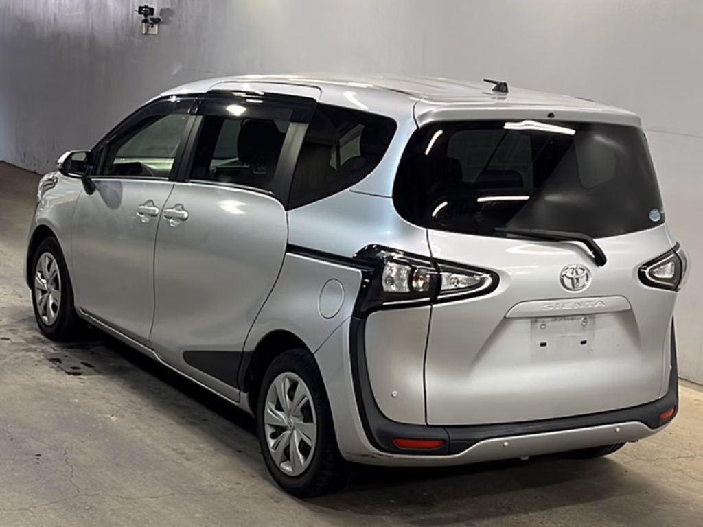 TOYOTA SIENTA