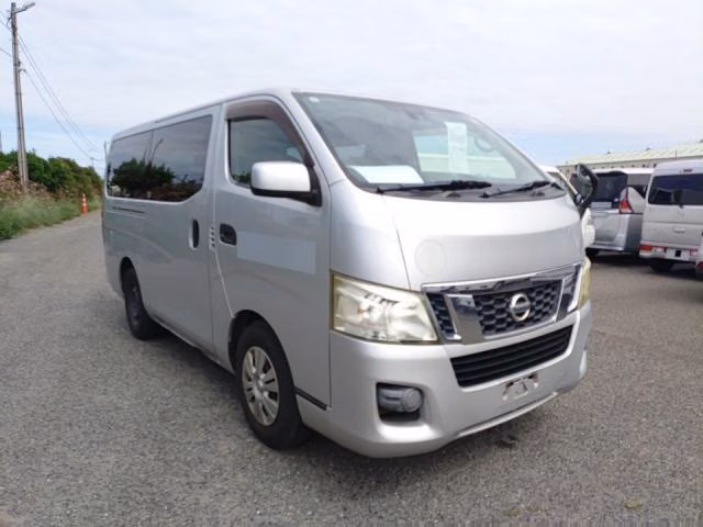 NISSAN NV350 CARAVAN