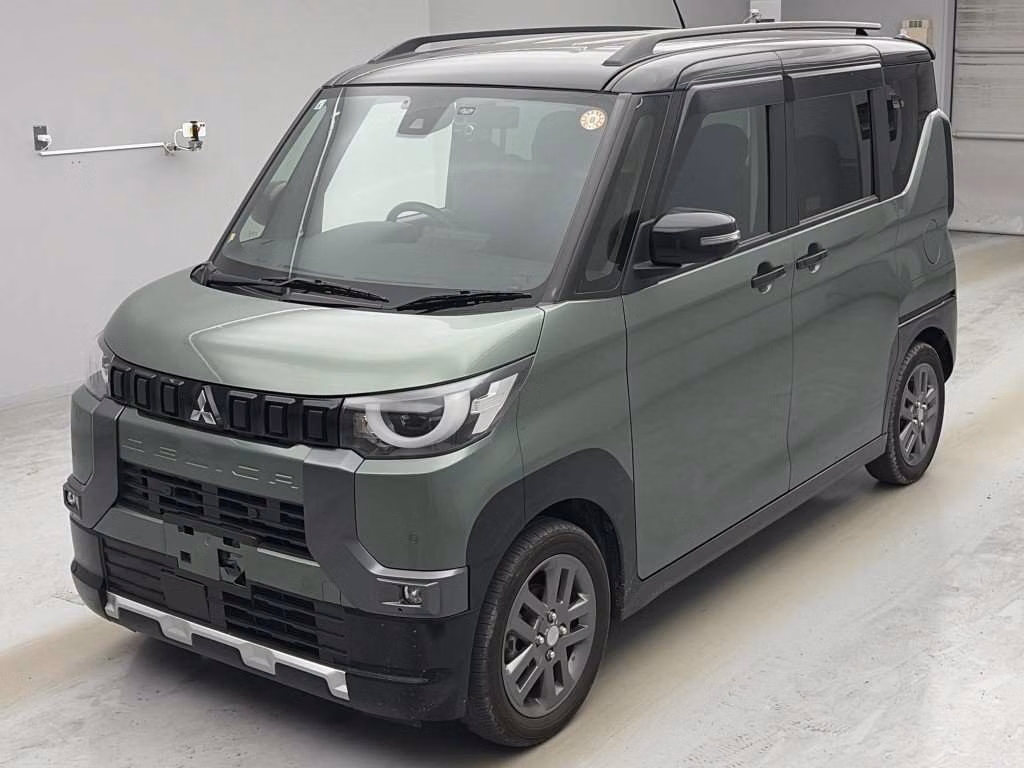MITSUBISHI DELICA MINI