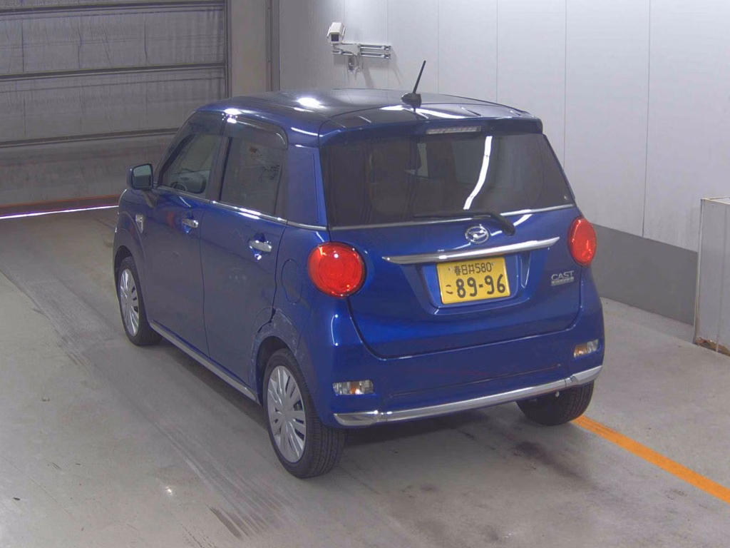 DAIHATSU CAST