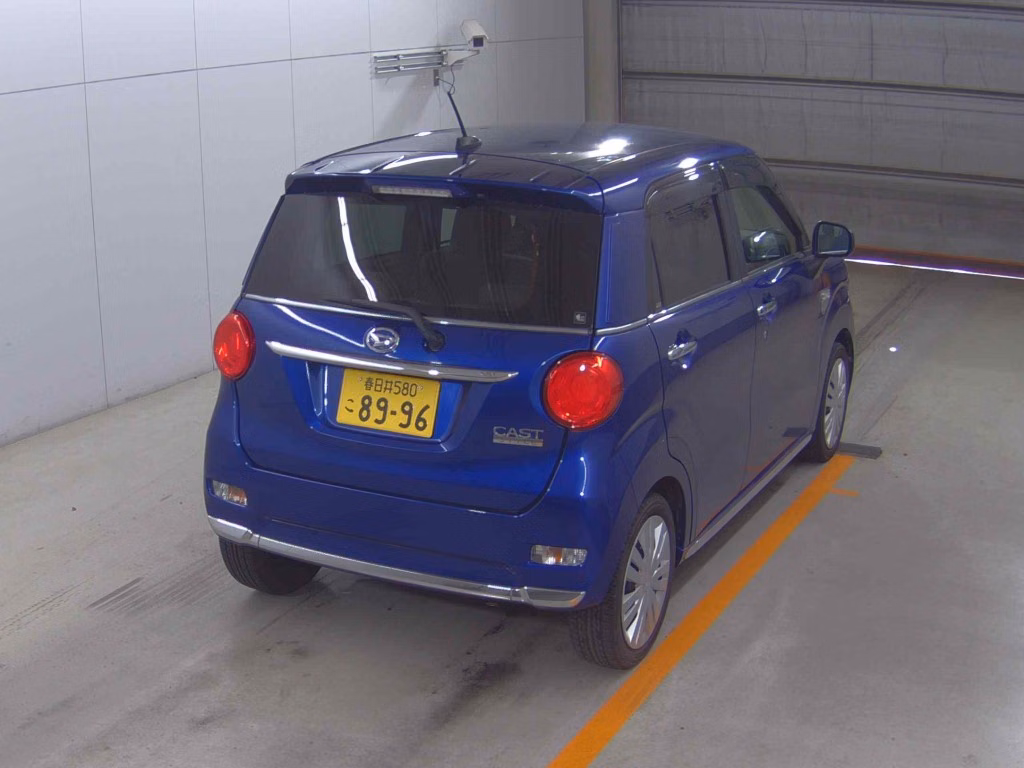 DAIHATSU CAST