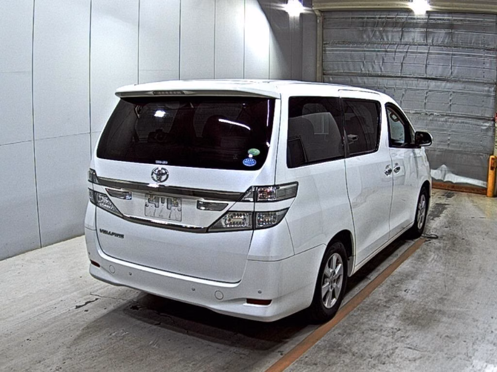 TOYOTA VELLFIRE