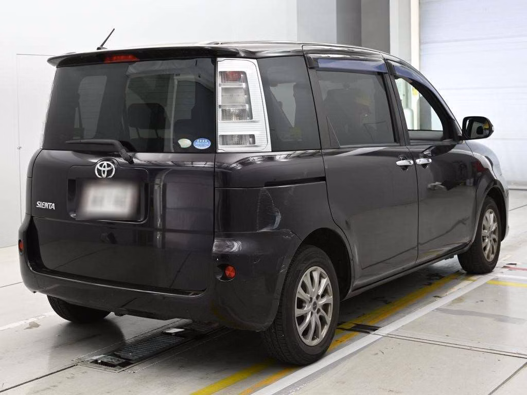 TOYOTA SIENTA