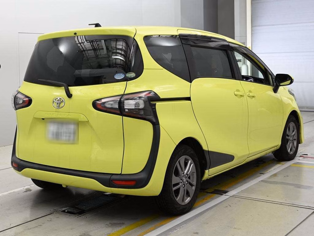 TOYOTA SIENTA