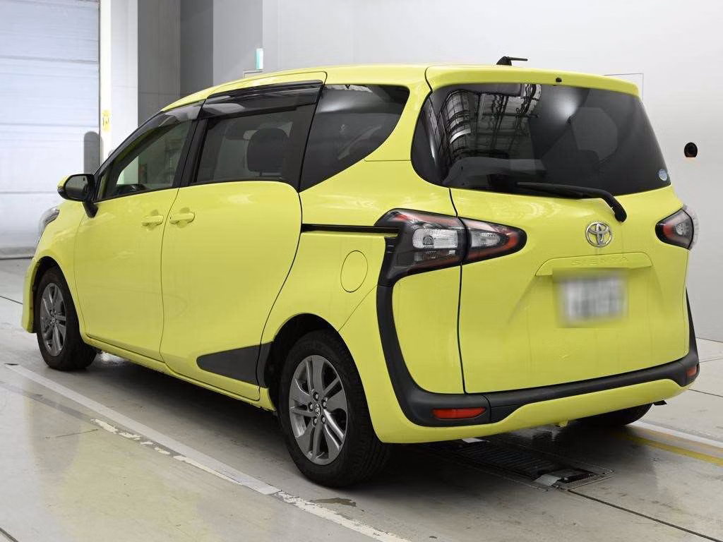 TOYOTA SIENTA