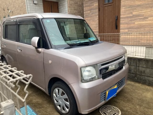 DAIHATSU MOVE CONTE