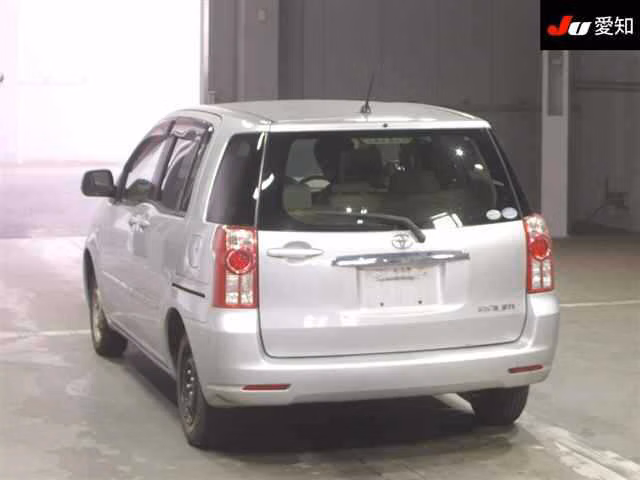 TOYOTA RAUM