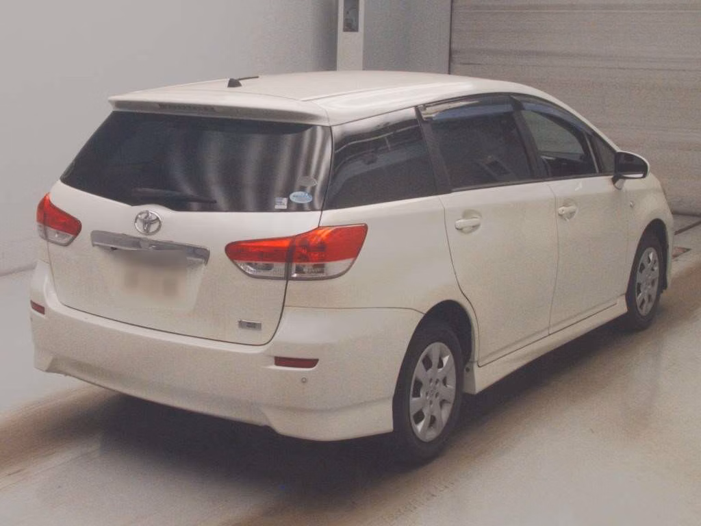 TOYOTA WISH