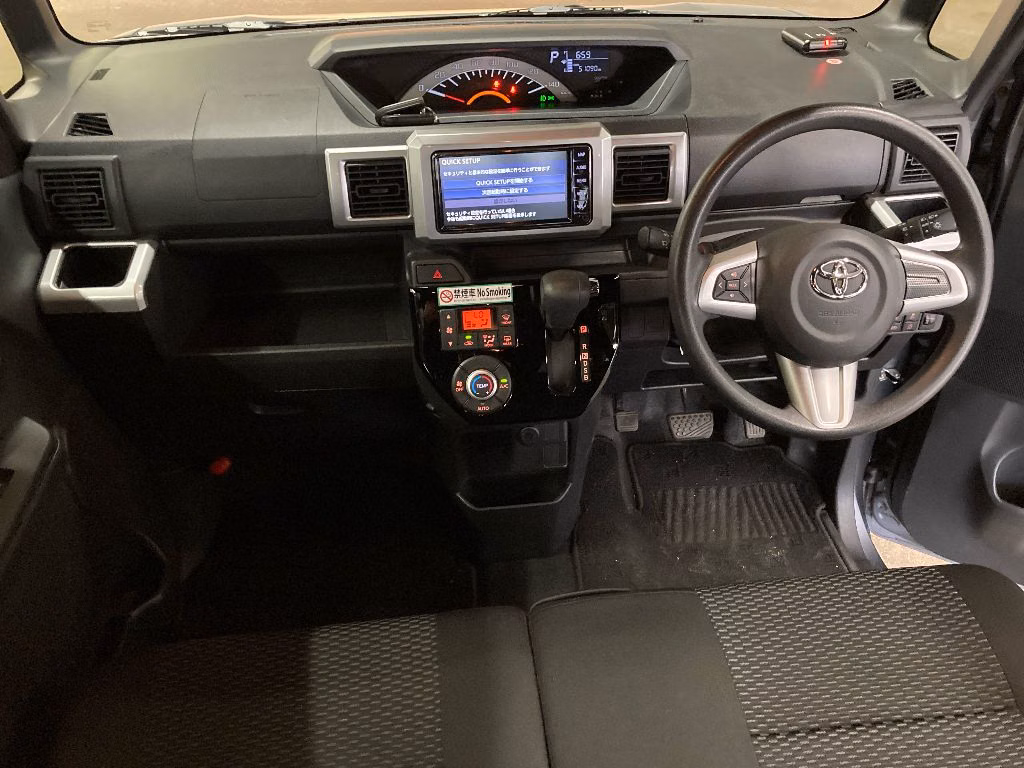 TOYOTA PIXIS MEGA