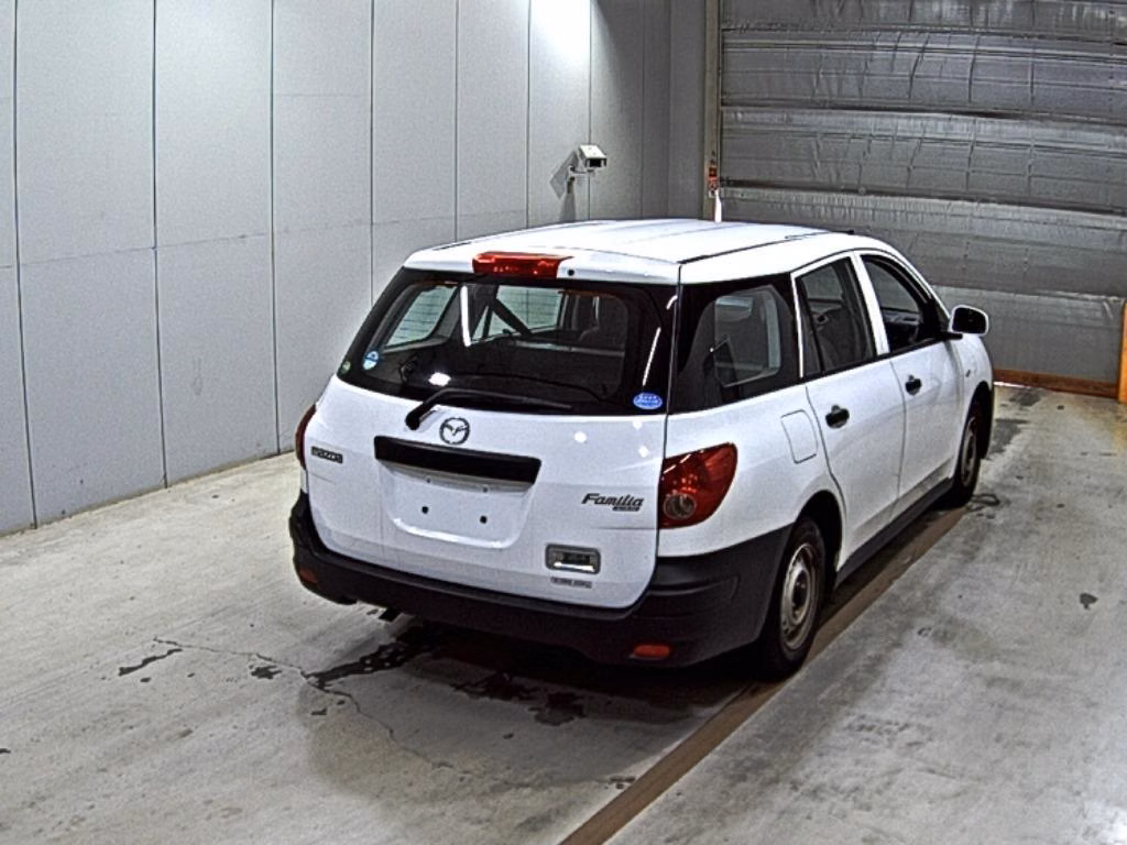 MAZDA FAMILIA