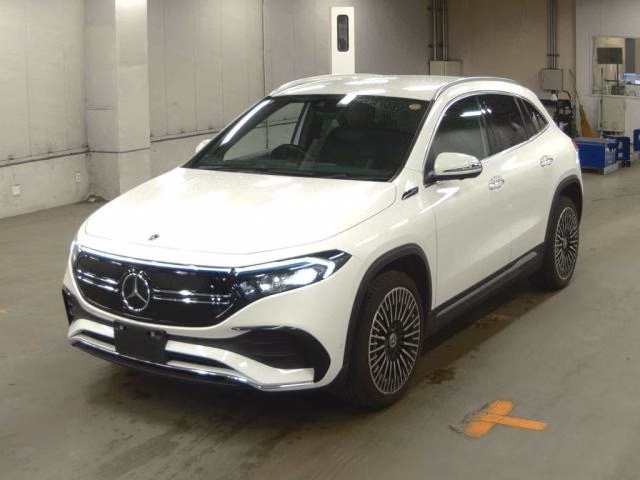 MERCEDES-BENZ EQA