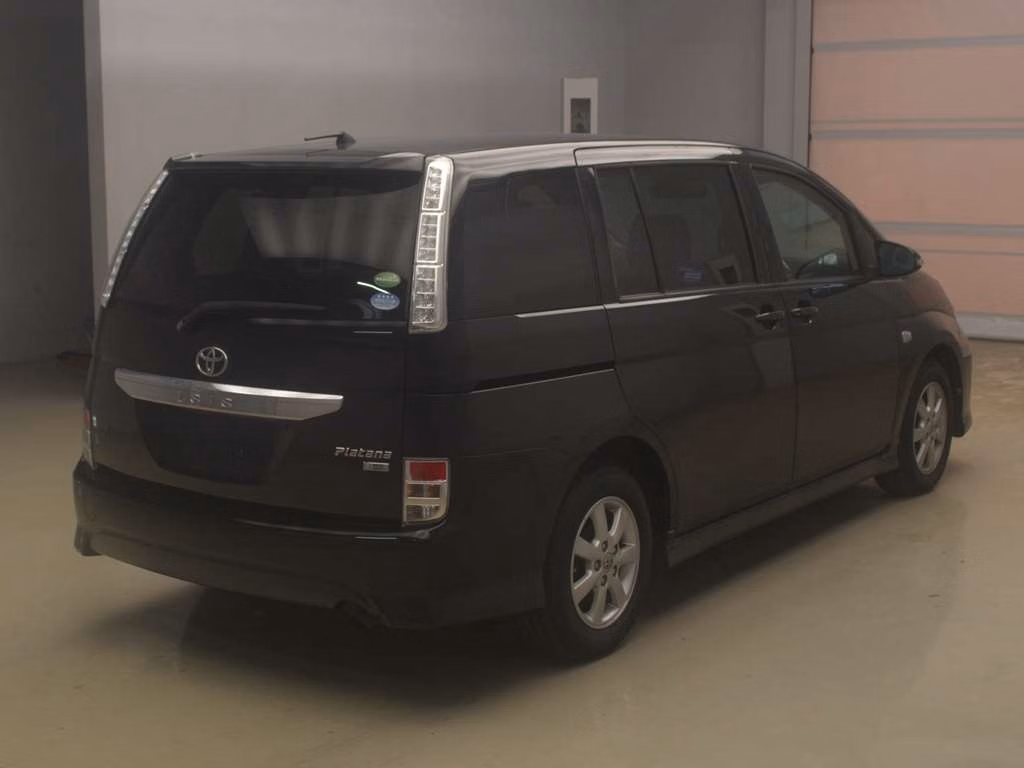 TOYOTA ISIS