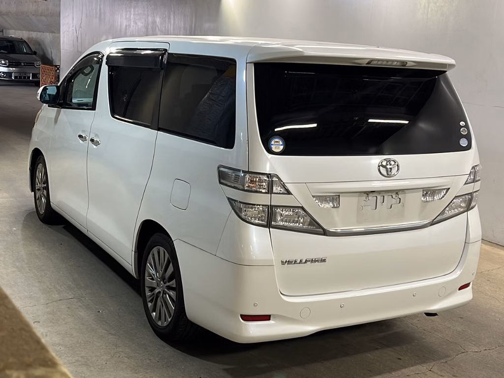 TOYOTA VELLFIRE