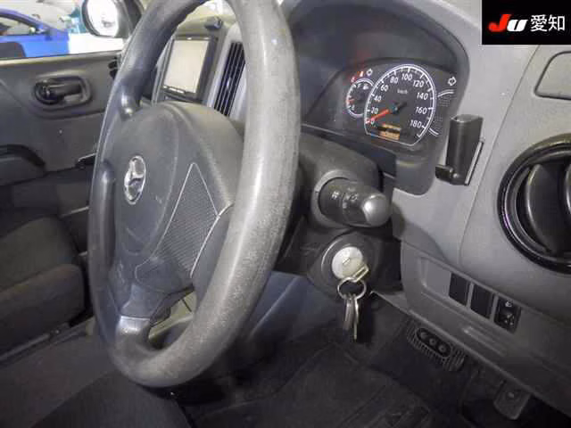 MAZDA FAMILIA