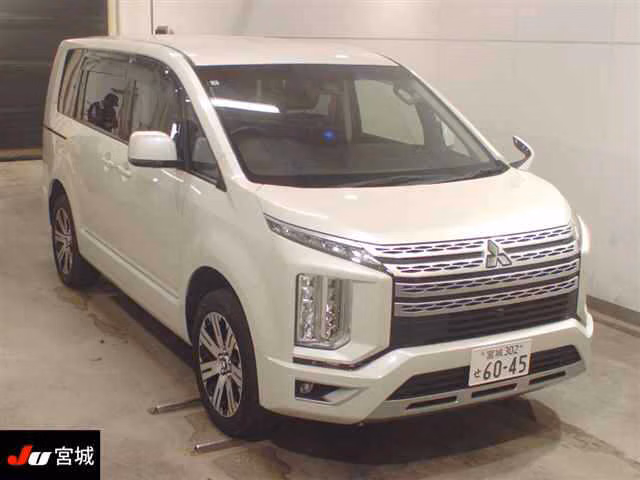 MITSUBISHI DELICA D:5