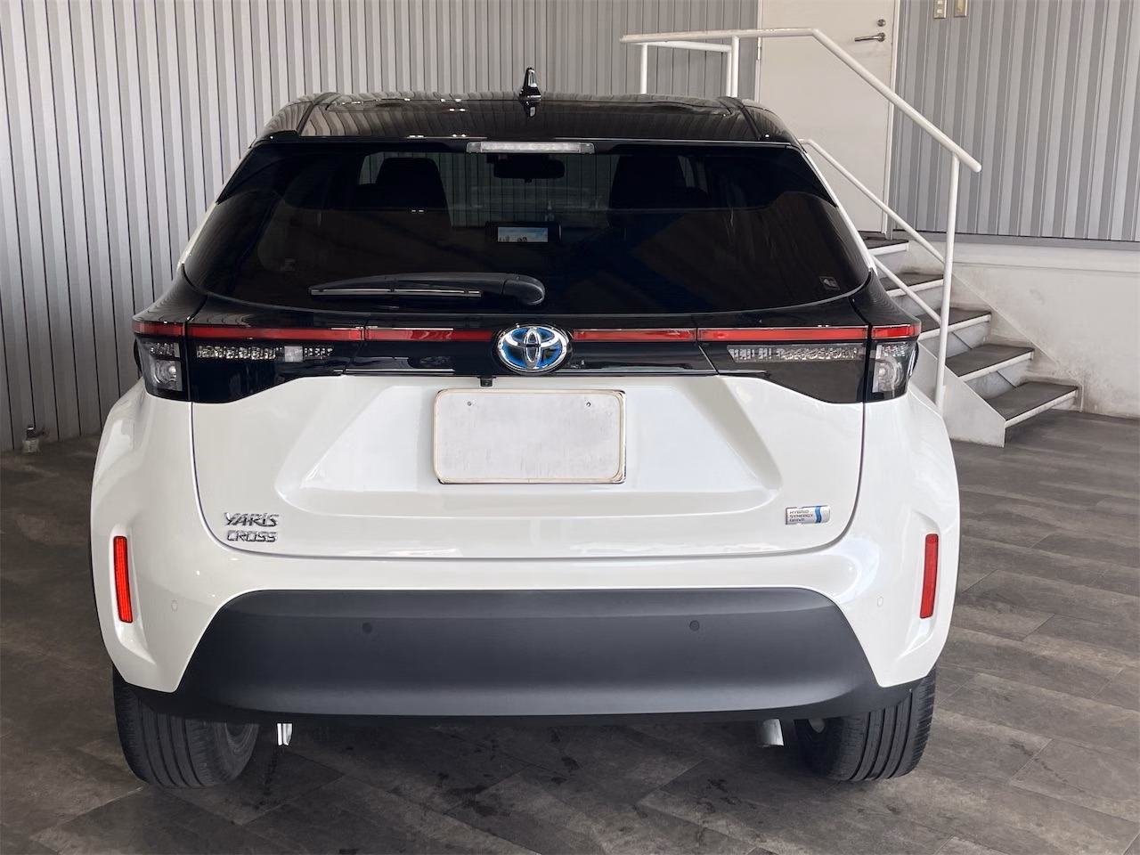 TOYOTA YARIS CROSS