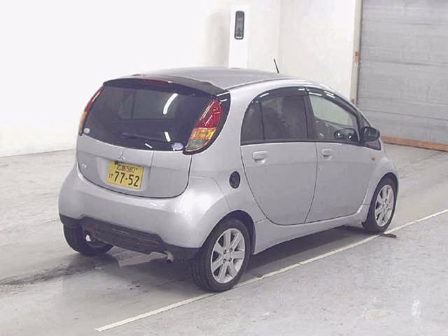 MITSUBISHI I
