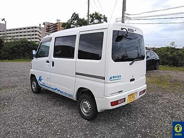 MITSUBISHI MINICAB MIEV