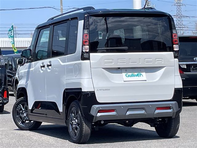MITSUBISHI DELICA MINI