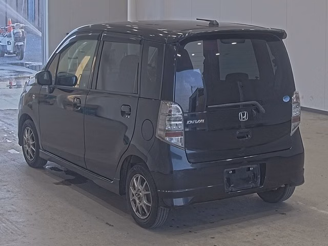 HONDA LIFE